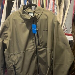 Columbia Men's Khaki Performance Jacket